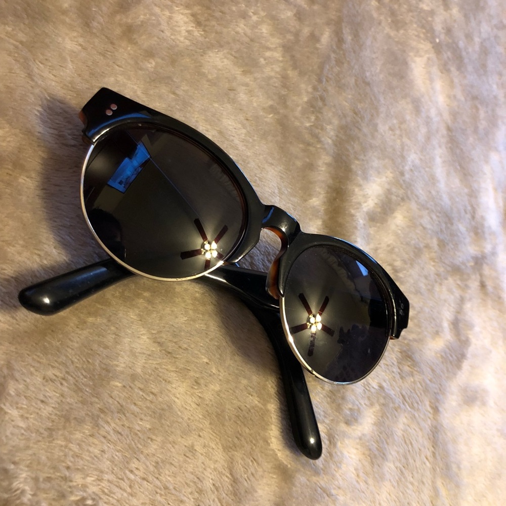 TOMS sunglasses